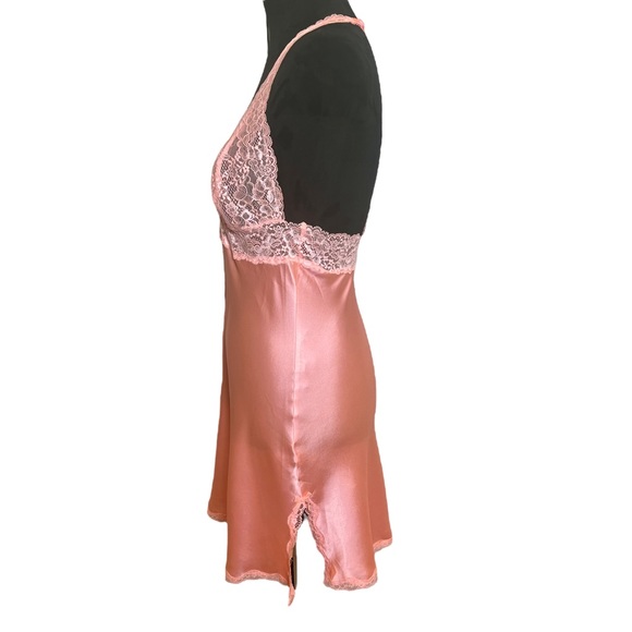 Vintage Victoria’s Secret Satin and Lace Halter Chemise Slip Size Medium - Picture 3 of 5